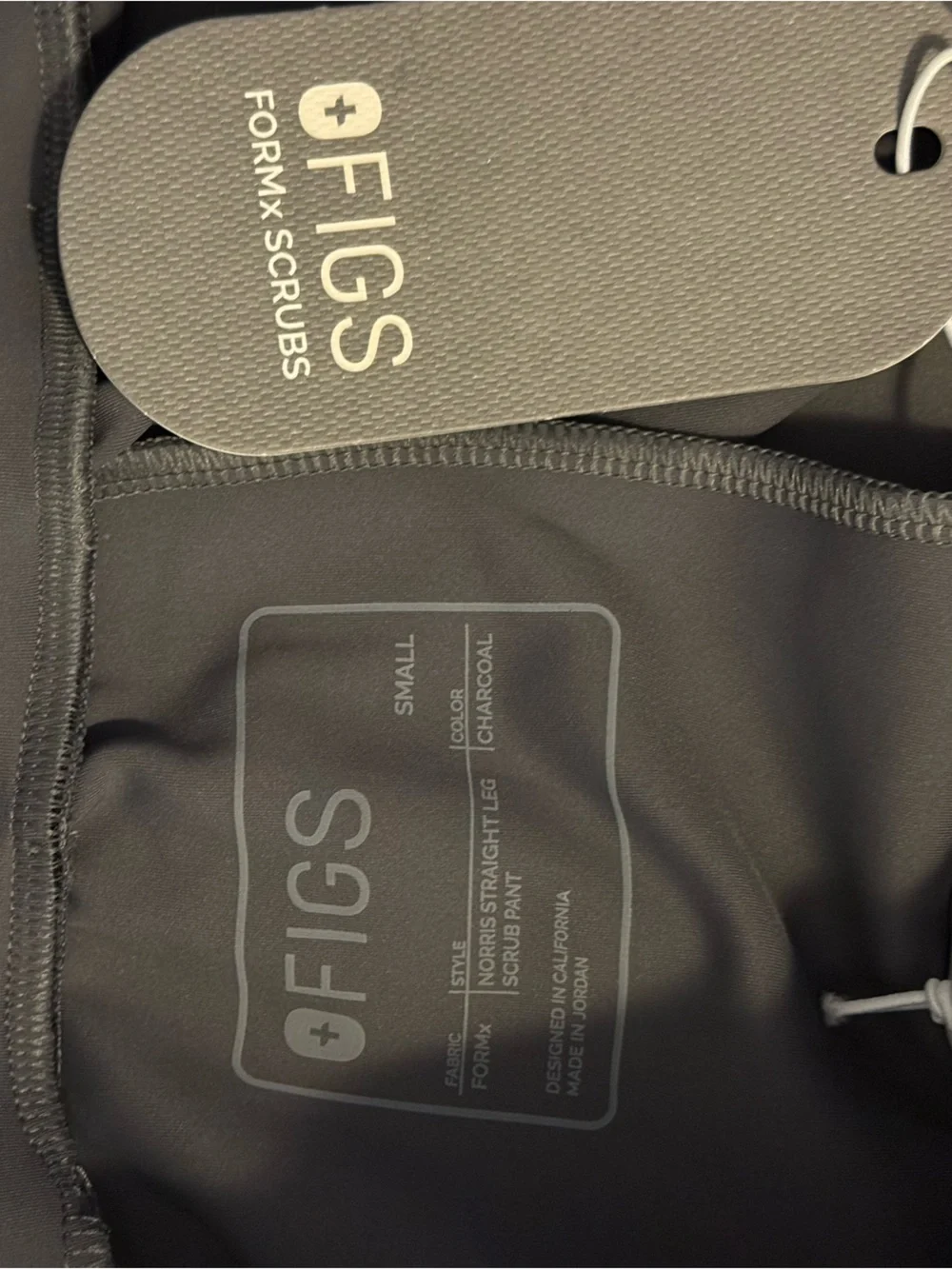 FIGS FORMx Men’s Norris Straight Leg Scrub Pant in Charcoal Size Small NWT